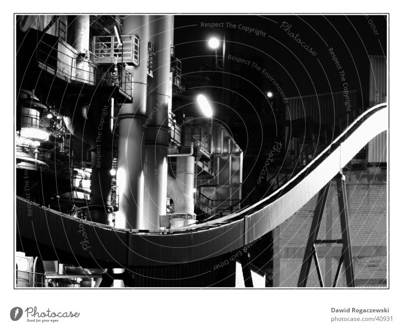 Industriekultur Umwelt Lichtspiel Fabrik diagonal Stahl Produktion silber Schwarzweißfoto Technik & Technologie kalkwerk Kunstwerk Metall