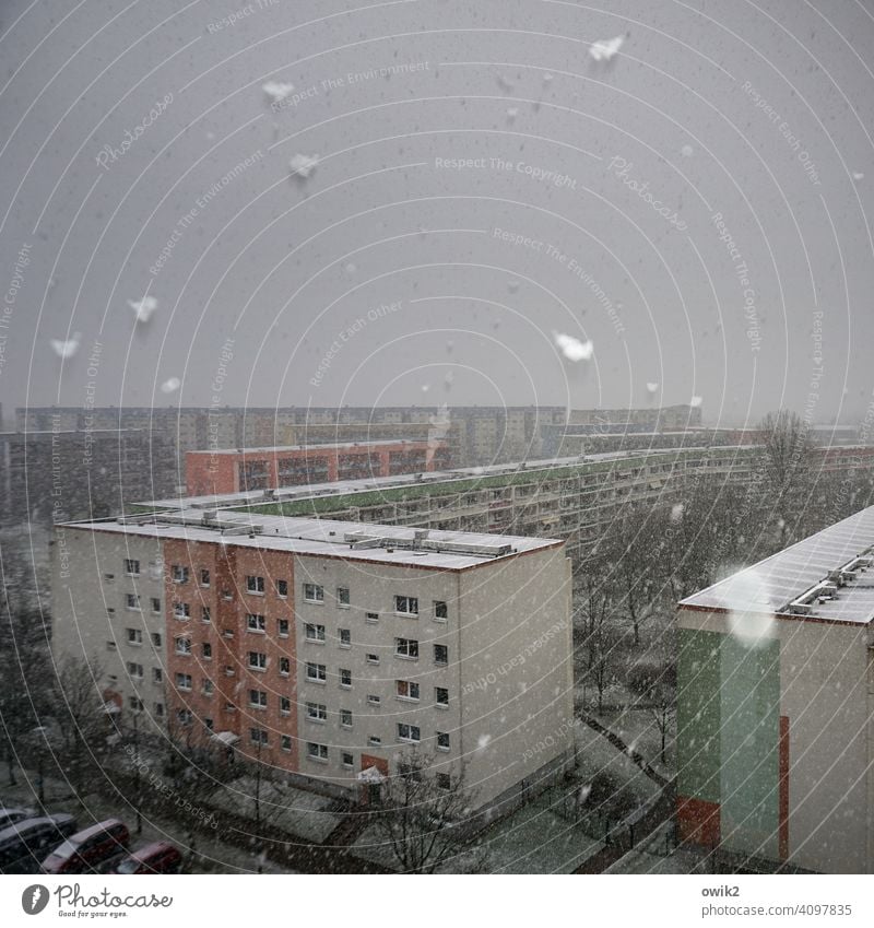 Spätschnee Panorama (Aussicht) Totale Vogelperspektive Schwache Tiefenschärfe Bewegungsunschärfe Blitzlichtaufnahme Abend Textfreiraum unten Textfreiraum oben