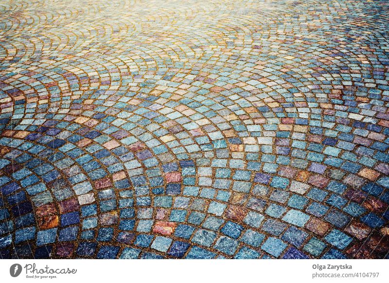Granit Kopfsteinpflaster steinigen Bürgersteig Hintergrund. abstrakt Mosaik Design Muster retro alt Straßenbelag Grunge altehrwürdig Textur Konstruktion Klotz