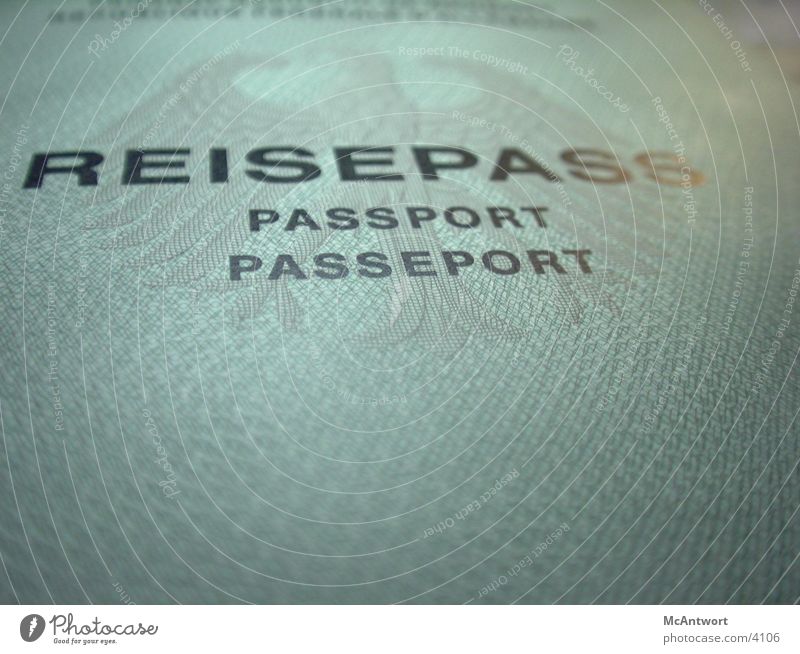 passport please Ausweis Dinge Makroaufnahme Reisepass Passeport Wappentier Muster Sicherheit Menschenrechte Papier Textfreiraum unten Menschenleer