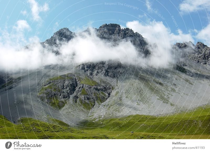 Hoch Oben Wolken Gipfel Berge u. Gebirge Alpen Blauer Himmel Landschaft