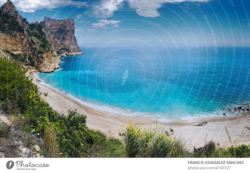 Bach des Moraig in Benitatxell, Provinz Alicante. panoramisch Küstenlinie tropisches Klima Meer Urlaub reisen Körper von Wasser Reiseziele Strand von Spanien