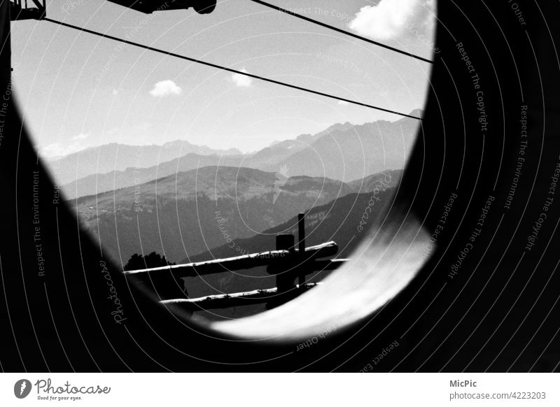 Durchblick Panorama (Aussicht) ausblick Landschaft Berge u. Gebirge Gipfel wandern Ferien & Urlaub & Reisen Außenaufnahme Natur Tourismus Alpen Ausflug Wolken