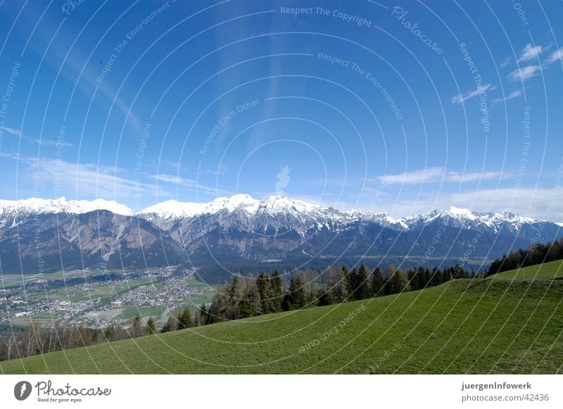 Blick auf Seegrubeb Wiese Bundesland Tirol Wolken Panorama (Aussicht) Berge u. Gebirge Landschaft Graffiti groß
