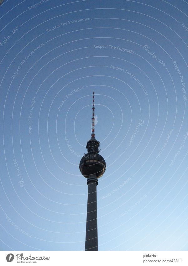fernsehturm Alexanderplatz groß historisch Berlin Berliner Fernsehturm Turm