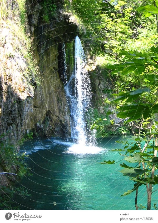 Wasserfall Gischt nass grün Nationalpark Kroatien Oase Natur Plitvice Paradies
