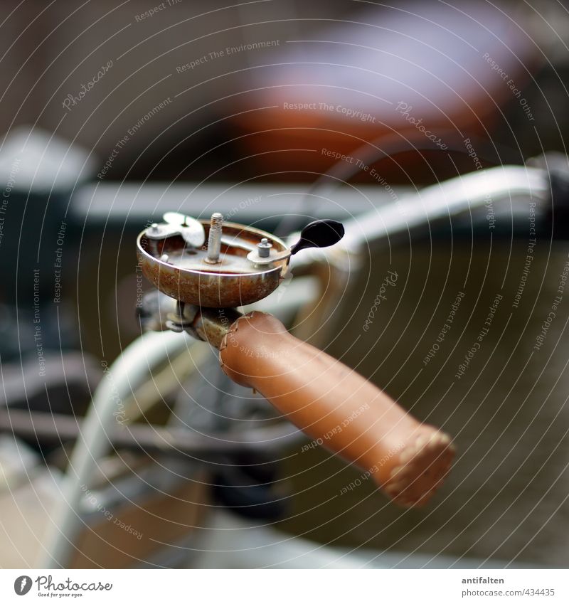 Außer Betrieb Design Freizeit & Hobby Fahrradtour Sport Fahrradfahren Klingel Fahrradklingel Schraube Schraubenmutter Schraubengewinde alt ästhetisch glänzend