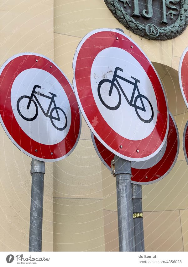 Fahrrad Verbot Verkehrsschilder Verkehrsmittel Verkehrszeichen Fahrradfahren Fahrradtour Fahrradweg Rad radfahrer Radfahren Radweg Verbote Verbotsschild