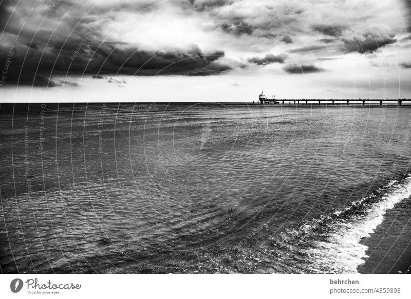 weitsicht Tauchgondel Tauchglocke Sandstrand Strandsand Zinnowitz Seebrücke Erholung Deutschland Tourismus Sommer Mecklenburg-Vorpommern Ostseeküste
