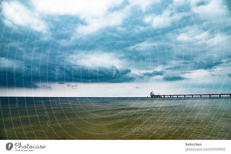 wie wolken ziehen Tauchgondel Tauchglocke Zinnowitz Seebrücke Erholung Deutschland Tourismus Sommer Ferien & Urlaub & Reisen Ostseeküste Mecklenburg-Vorpommern