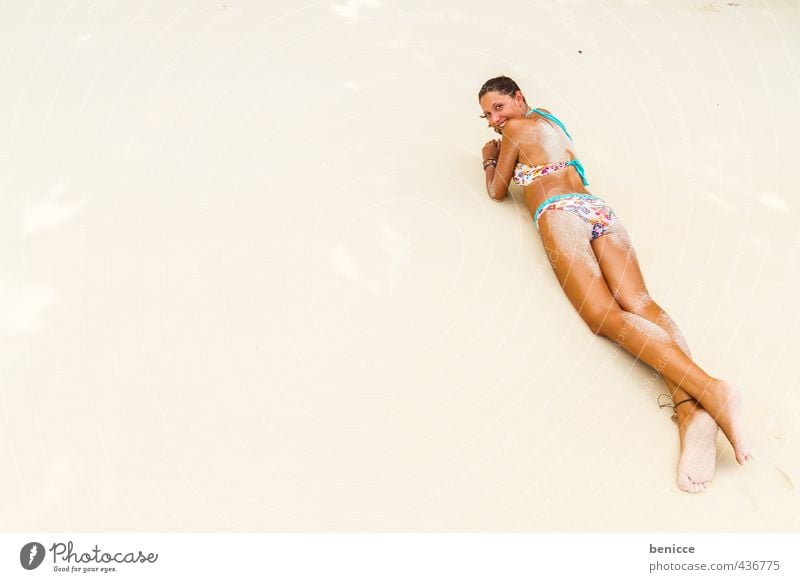 Summer on beach 3 Frau Mensch liegen Strand Vogelperspektive Bikini Ferien & Urlaub & Reisen Thailand Sandstrand Europäer weiß dünn Sommer Erotik Sonnenbrille
