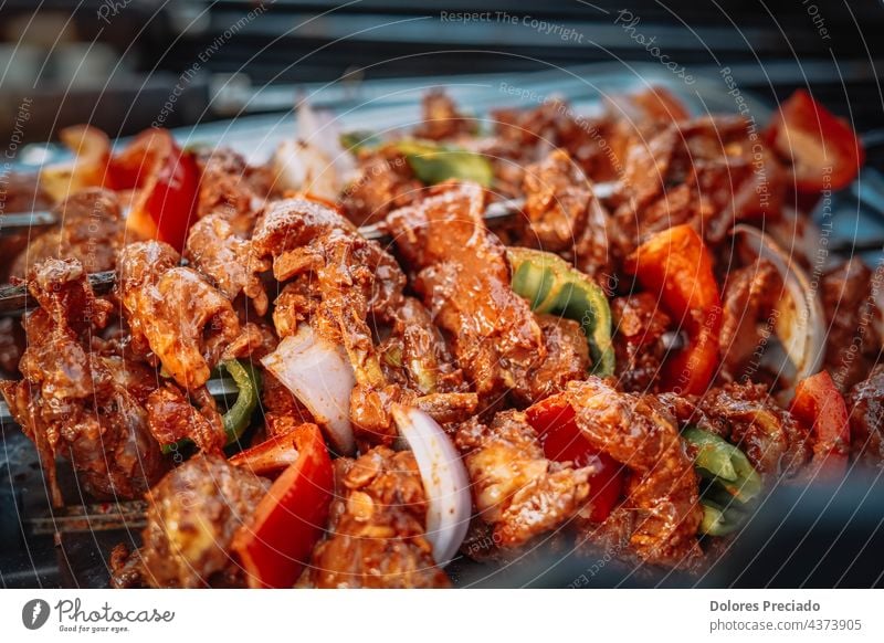 Curry-Rindfleischspieß mit Gemüse Lebensmittel Mahlzeit Fleisch Küche asiatisch Mittagessen lecker Abendessen Speise Schalen & Schüsseln heiß weiß gekocht