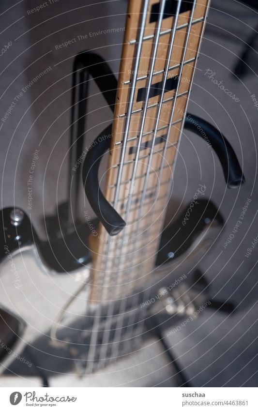 bassinstrument Bass Instrument Musikinstrument Bass-Seiten Klang Musiker Musikstudio Sound Musik-Aufnahme E-Bass Entertainment Gitarre Bass-Gitarre Rocker