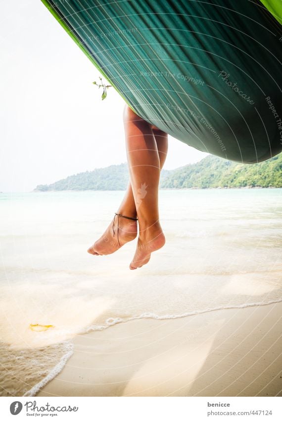 Hammock V Frau Mensch Hängematte Beine Fuß Zehen hängen Erholung Ferien & Urlaub & Reisen Strand Sandstrand Asien Thailand schlafen Reisefotografie Sommer