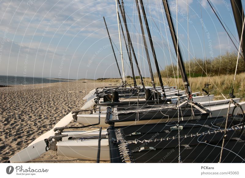 ich will segeln!!! Strand Morgen Sonnenaufgang Wolken Meer Wasserfahrzeug Segelboot Segeln Spaziergang Sylt Ferien & Urlaub & Reisen Rauschen Weitwinkel Europa