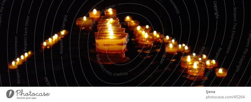 kerzenschein Kerze Denken gruselig dunkel Katholizismus Kerzenschein Trauer Fototechnik Licht Religion & Glaube