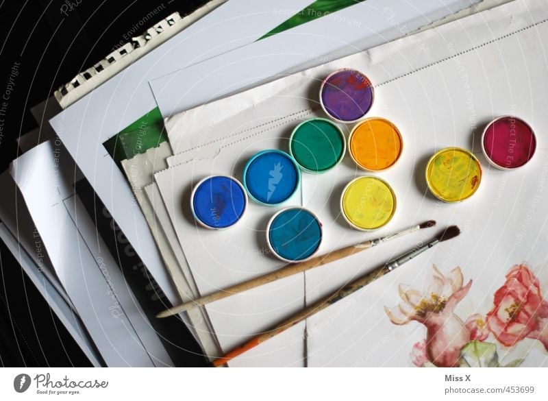 Kunstwerke Freizeit & Hobby Künstler Maler Gemälde mehrfarbig Farbe Kreativität Pinsel Farbkasten Aquarell Farbstoff Wasserfarbe Papier Papierstapel Stapel