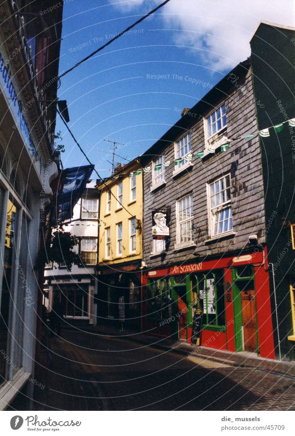 bunte stadt 2 Stadt mehrfarbig Republik Irland Pub Gasse Architektur alt