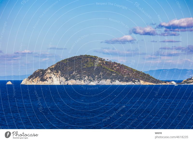 Blick auf die Küste und das Meer bei Marciana Marina auf der Insel Elba in Italien h2o Feiertag italienische Stadt liquide MEER Toskana Ansicht über Verbannung