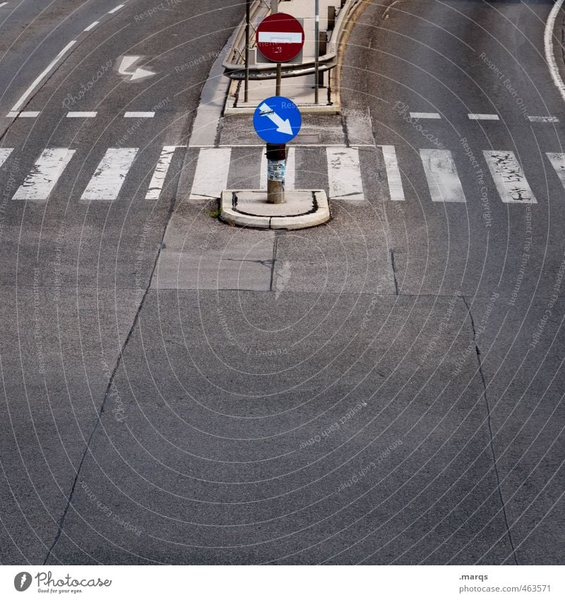 Stop and Go Ferien & Urlaub & Reisen Ausflug Verkehr Verkehrswege Autofahren Straße Straßenkreuzung Wege & Pfade Zebrastreifen Schilder & Markierungen