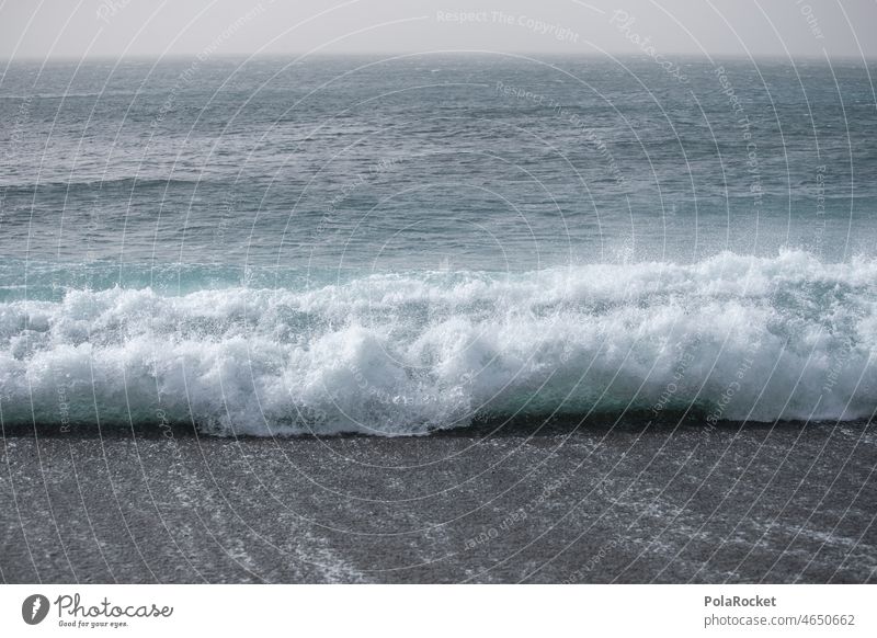 #A0# Meer Schwarz Kanarische Insel Kanarische Inseln Kanaren Küste Fuerteventura Wellenkamm Wellenbrecher Wellenbruch Wellenschlag Wellenlinie Wellenform