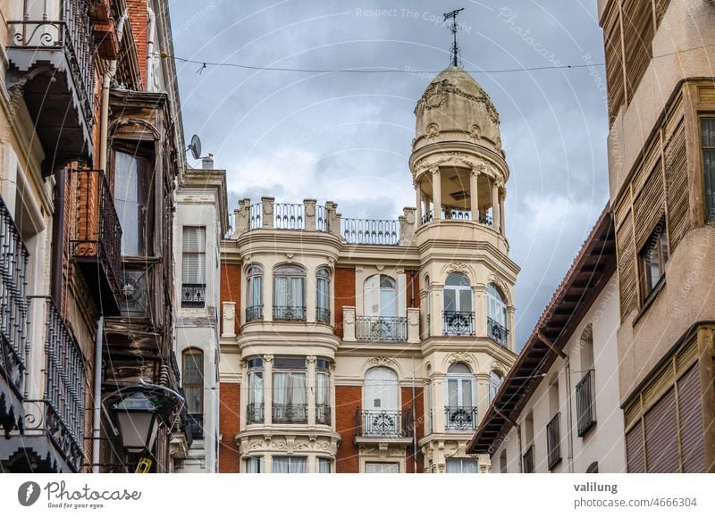 Architektur in Palencia, Spanien kastilisch kastilisch und leonisch kastilien und leon Europa palencia Spanisch architektonisch Großstadt Fassade Erbe