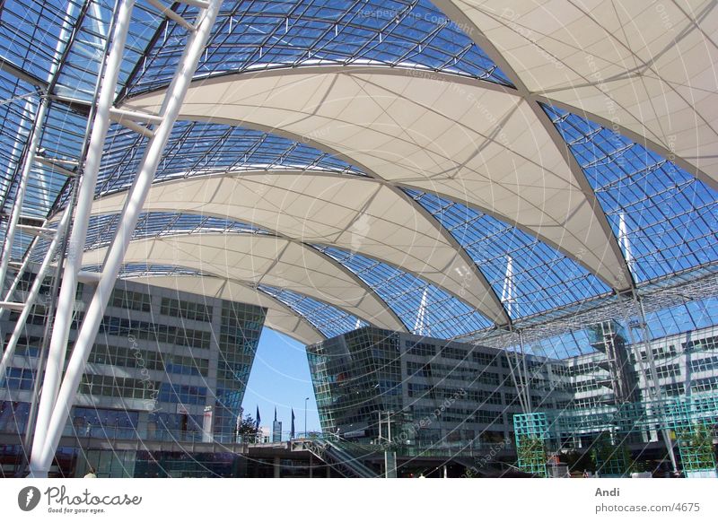 Sonnendeck Dach Sommer München Architektur Flughafen