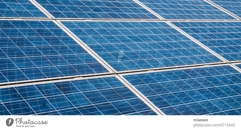 Blaue Sonnenkollektoren Photovoltaik, alternative Stromquelle solar Panel Energie Zelle grün System heimwärts Industrie Erzeuger Sonnenlicht