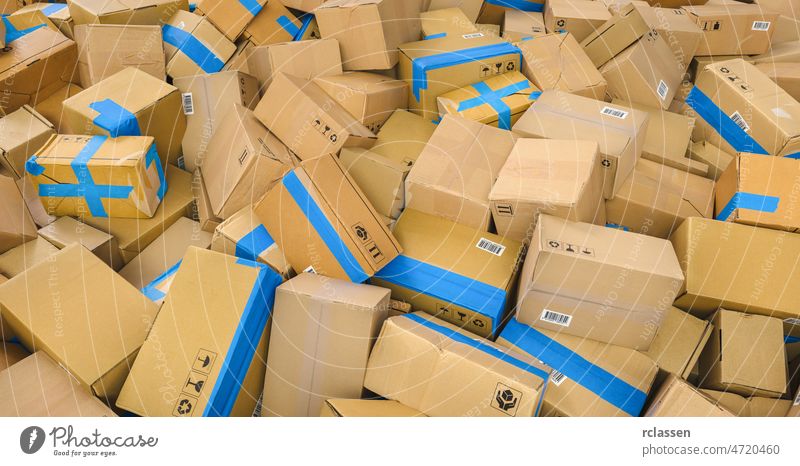 Haufen von Pappkartons oder Paketen. Warehouse oder Lieferung Konzept Bild Karton logistisch Brühe Hintergrund Kasten braun Ladung Schachtel Kurier liefern