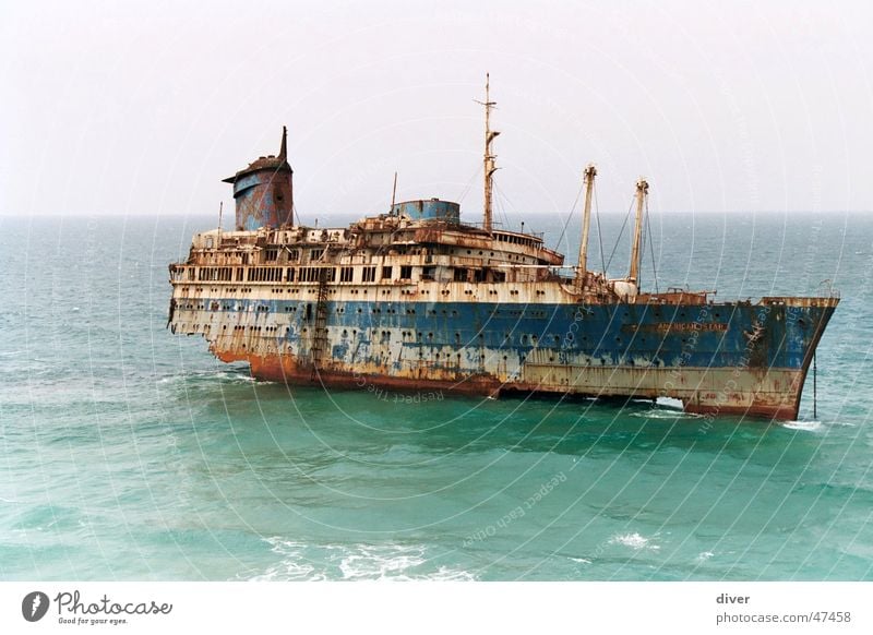 American Star Wasserfahrzeug Schiffswrack Unfall Küste Meer Schiffsunglück Havarie Dampfschiff Fuerteventura Desaster Rost Trauer Traurigkeit