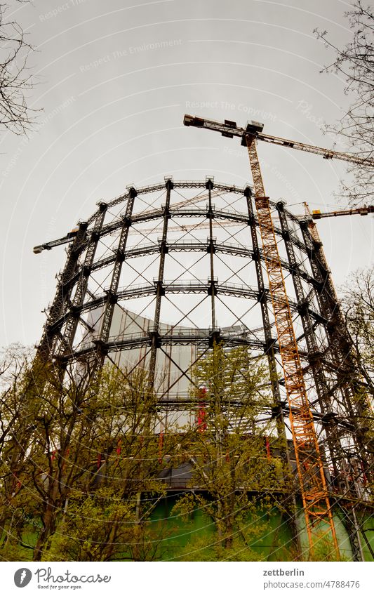 Gasometer Schöneberg berlin deutschland fassade fenster gebäude hauptstadt haus leben reise skyline stadtbezirk straßenfotografie street photography städtereise