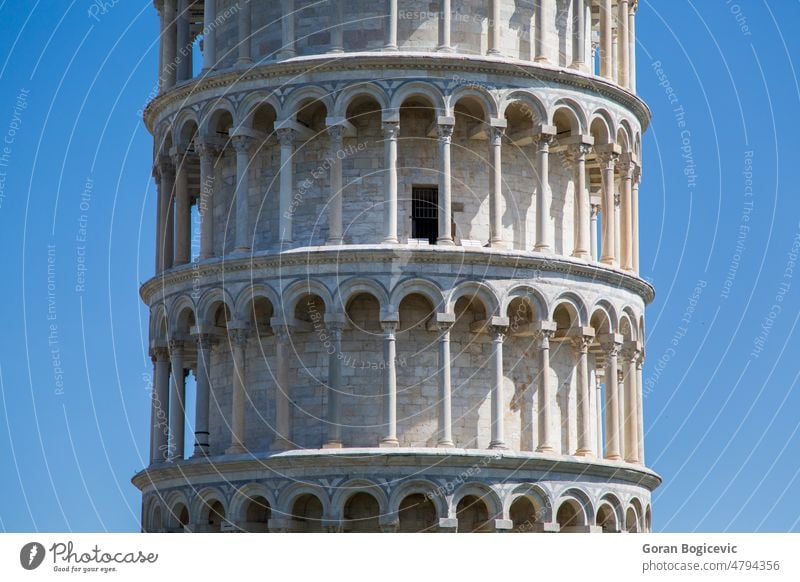 Turm von Pisa in der Toskana piazza Italienisch mittelalterlich Kathedrale Quadrat Perspektive Wunder reisen christian Murmel Wahrzeichen Kultur Anziehungskraft