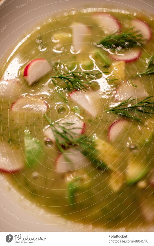 #A0# Radieschensuppe mit Avocado und Dill lecker Essen Essen zubereiten Vegane Ernährung vegan basisch Vegetarische Ernährung vegetarisch Farbfoto Bioprodukte