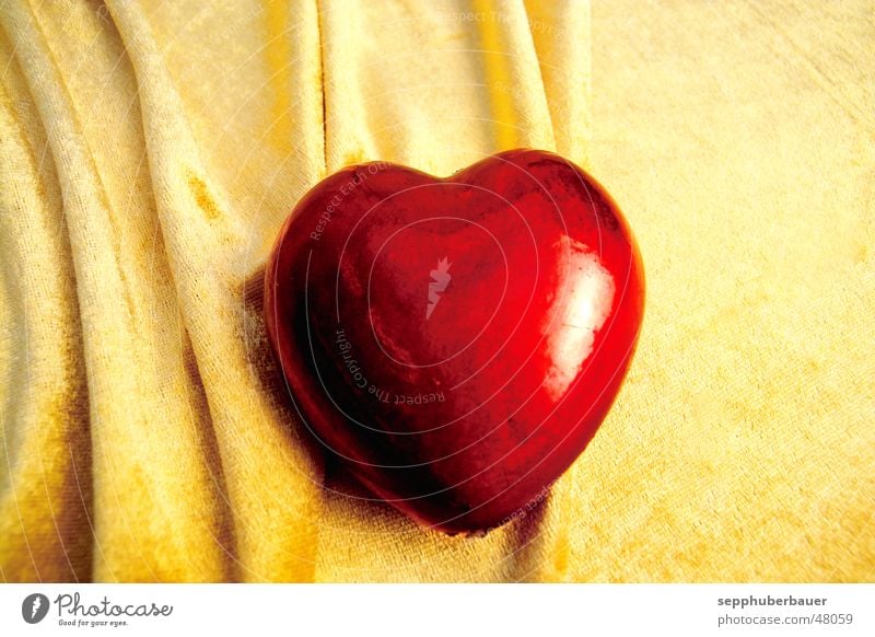 heart of gold Herz Dekoration & Verzierung gelb rot Liebe Romantik Tuch Kitsch Valentinstag