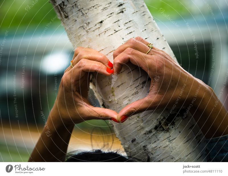 [hansa BER 2022] ein Symbol für die Kraft der Liebe Hände Herz (Symbol) Symbole & Metaphern Liebeserklärung Liebesgruß Liebesbekundung Romantik Verliebtheit
