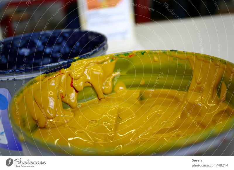 Creme Lösungsmittel Farbdose Farbkarte Herz-/Kreislauf-System Druckfarbe zäh Druckabnahme gelb drucken Papier Druckerei CMYK zyan Druckerzeugnisse zähflüssig
