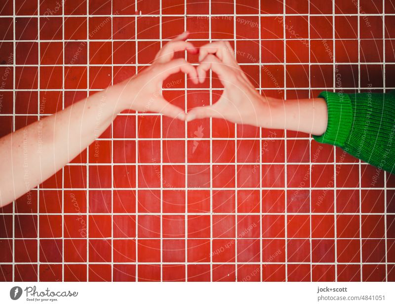 [hansa BER 2022] herzlich und freundlich miteinander umgehen Herz (Symbol) Hände Symbole & Metaphern Liebesgruß Gefühle Romantik herzförmig Mensch gestikulieren