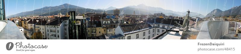 Innsbruck Südpanorama Bundesland Tirol Süden Panorama (Aussicht) Stadt Dach Sonnenbad Erholung stitched Himmel Berge u. Gebirge chilling dachterasse groß