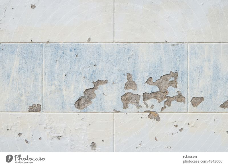 alte verwitterte Zementwand Textur und Hintergrund Wand blau Farbe Grunge urban weiß abstrakt Pastell blanko gefärbt retro altehrwürdig Beton dreckig Stuck