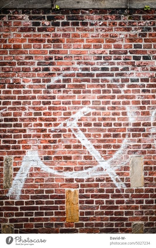Hammer und Sichel - Zeichen für Kommunismus hammer und sichel Symbole & Metaphern grafitti verboten Sowjetunion Sozialismus Politik & Staat Russland Wand