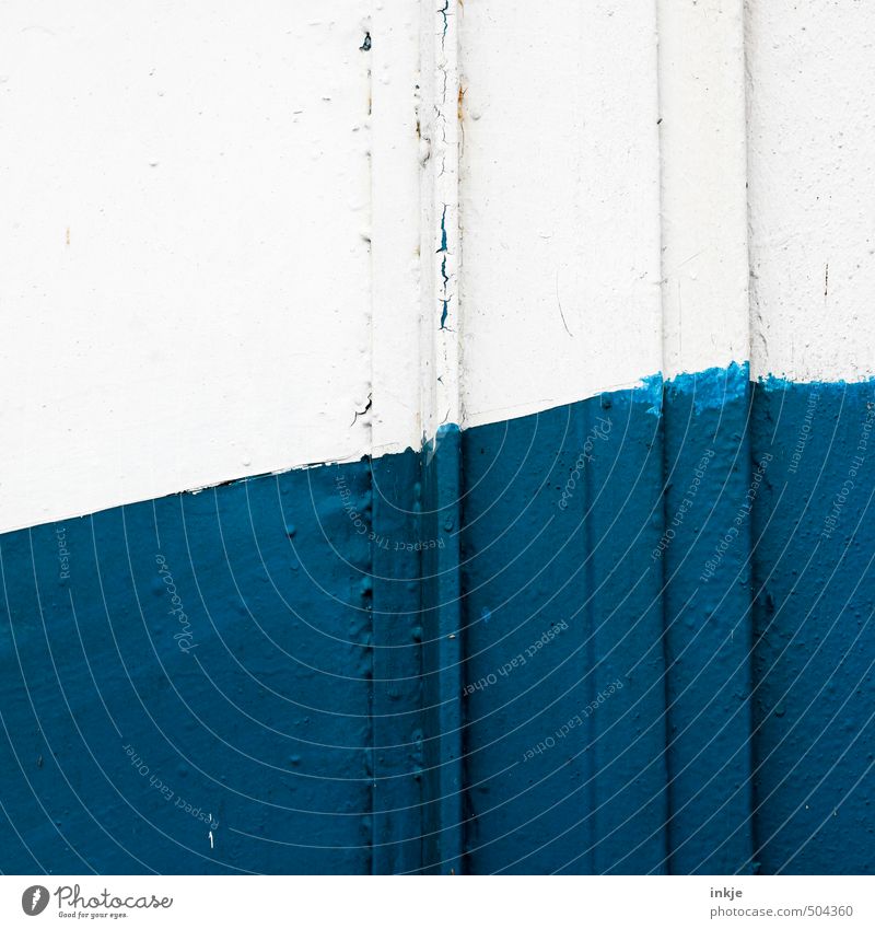detail 3 Menschenleer Mauer Wand Fassade Schifffahrt An Bord Metall Linie Neigung blau weiß diagonal steigend Teilung Steigung Farbfoto Außenaufnahme