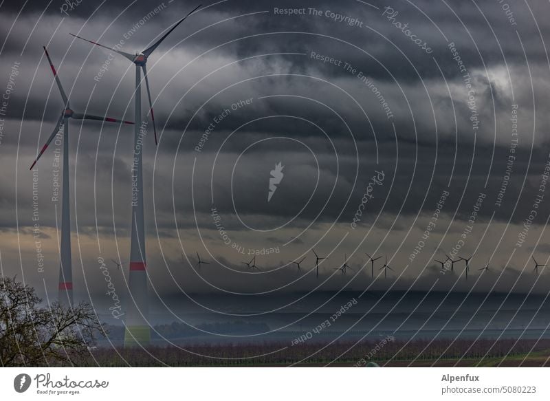 Windy Monday Windrad Windkraftanlage Energiewirtschaft Erneuerbare Energie Wolken Technik & Technologie Rotor umweltfreundlich Elektrizität alternativ