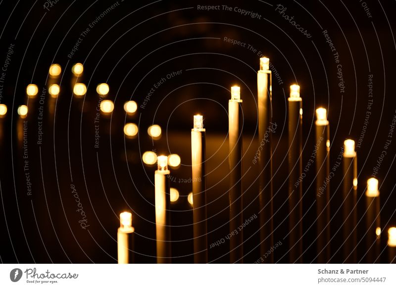 LED Kerzen als Weihnachtbeleuchtung Weihnachten Beleuchtung Lichter Lichterkette festlich Weihnachten & Advent Weihnachtsbeleuchtung leuchten Bokeh Unschärfe