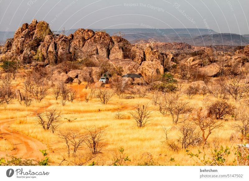 unendlichkeit Felsen Damaraland Wildnis Campingplatz jeep Zeltplatz campen Außenaufnahme reisen Fernweh Ferne Ferien & Urlaub & Reisen Landschaft Afrika Namibia