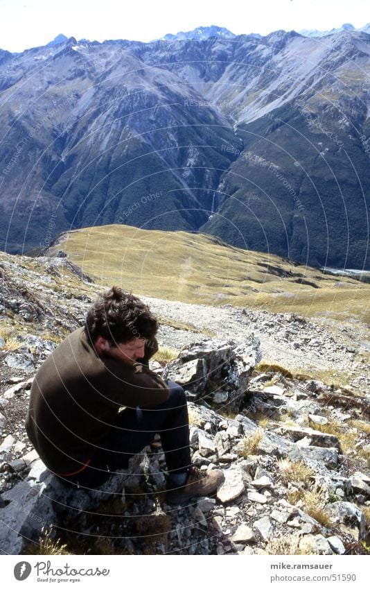 On top Bergsteigen Müdigkeit wandern Pause ruhen Denken transpirieren fertig Neuseeland oben Erschöpfung nachdenken Erholung Berge u. Gebirge Alpen