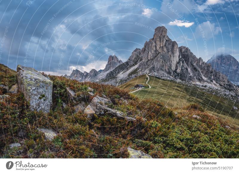 Giau-Pass Hochgebirgspass, beliebtes Reiseziel in den Dolomiten, Italien Stein giau reisen passo alpin Ausflugsziel hoch Felsen Gipfel Italienisch Tourismus