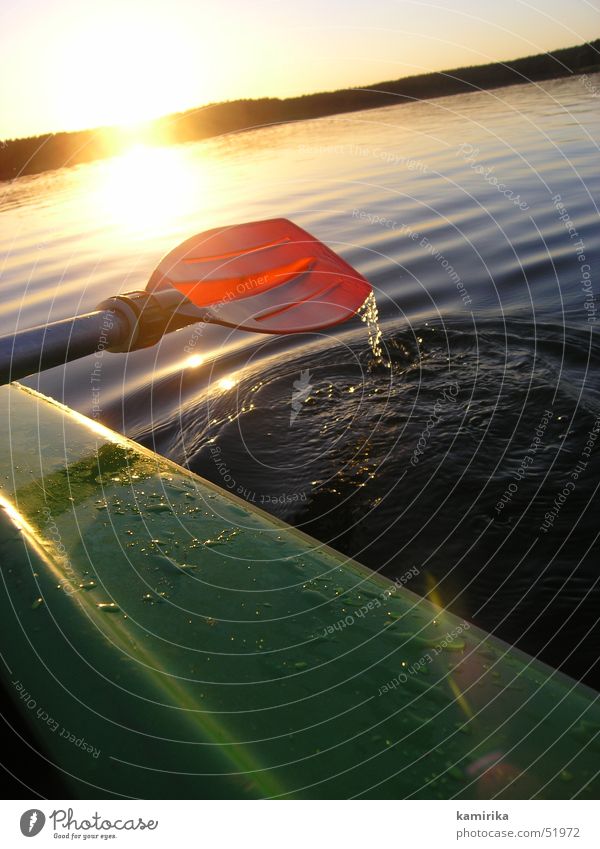 gegen den strom Paddel Sonnenuntergang Kajak Kanu Reflexion & Spiegelung Polen Wasser Wassertropfen Im Wasser treiben