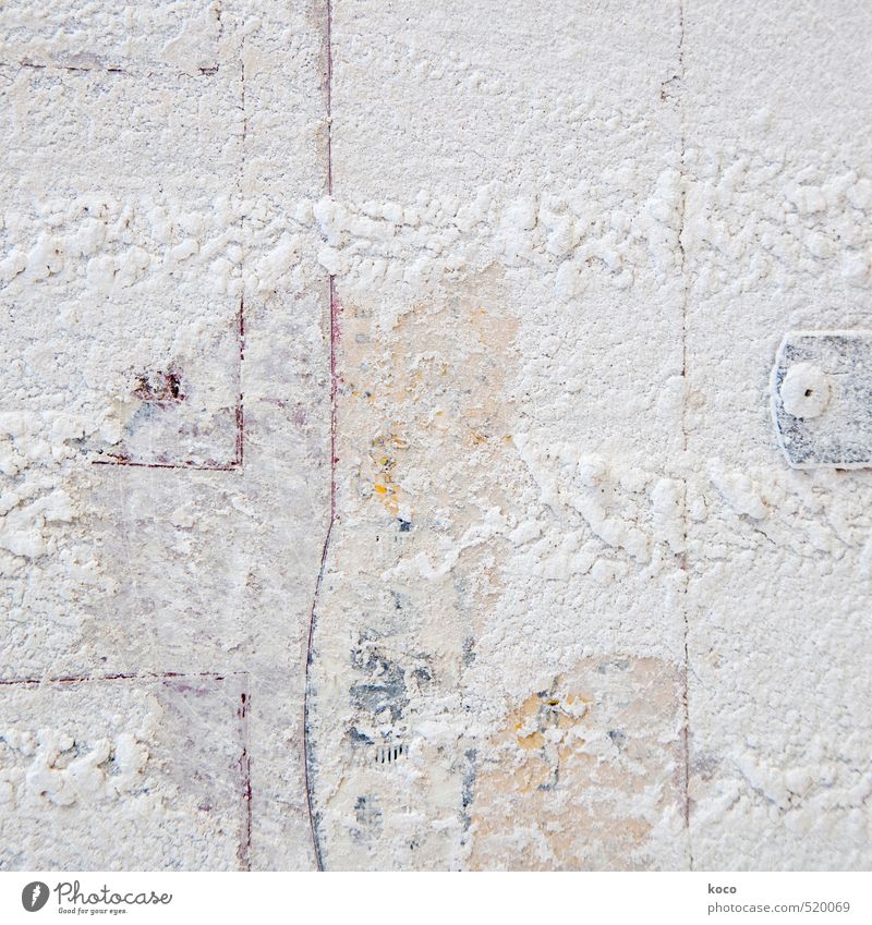 weiß wie schnee. Mauer Wand Fassade Stein Sand Linie alt gelb grau rot Verfall Schnee Farbfoto Gedeckte Farben Außenaufnahme Nahaufnahme Detailaufnahme abstrakt