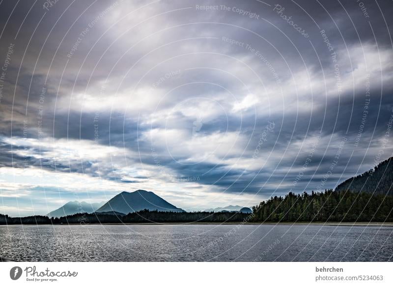 vancouver island Berge u. Gebirge Himmel besonders Natur Küste Meer Landschaft British Columbia Wasser Abenteuer Kanada Nordamerika Farbfoto fantastisch