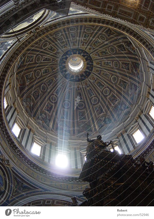 Die Erleuchtung? Petersdom Kuppeldach Licht Sommer Rom Eindruck Lichtstrahl Religion & Glaube Momentaufnahme